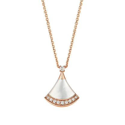 Elegant Rose Gold Geometric Pendant Necklace